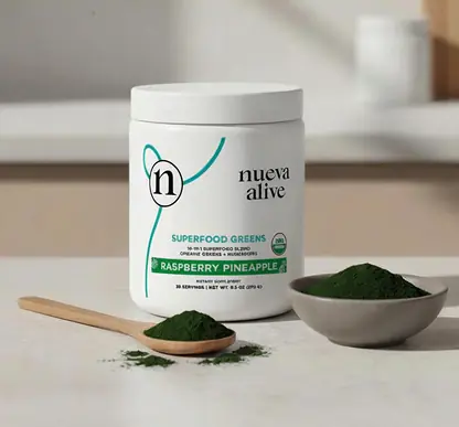 Nueva Alive raspberry pineapple superfood greens